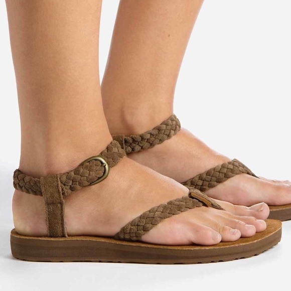 brown tevas